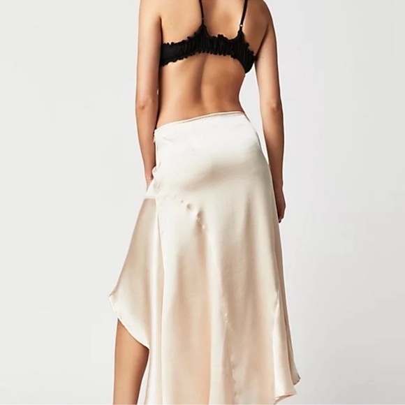 NWOT Free People Sunrise Satin Asymmetrical Midi Skirt Satin Size 8 - Picture 4 of 12